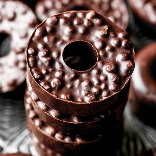 3-Ingredient Chocolate Crunch Doughnuts