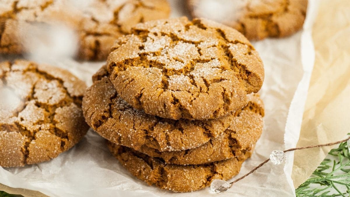 Starbucks Copycat Ginger Molasses Cookies