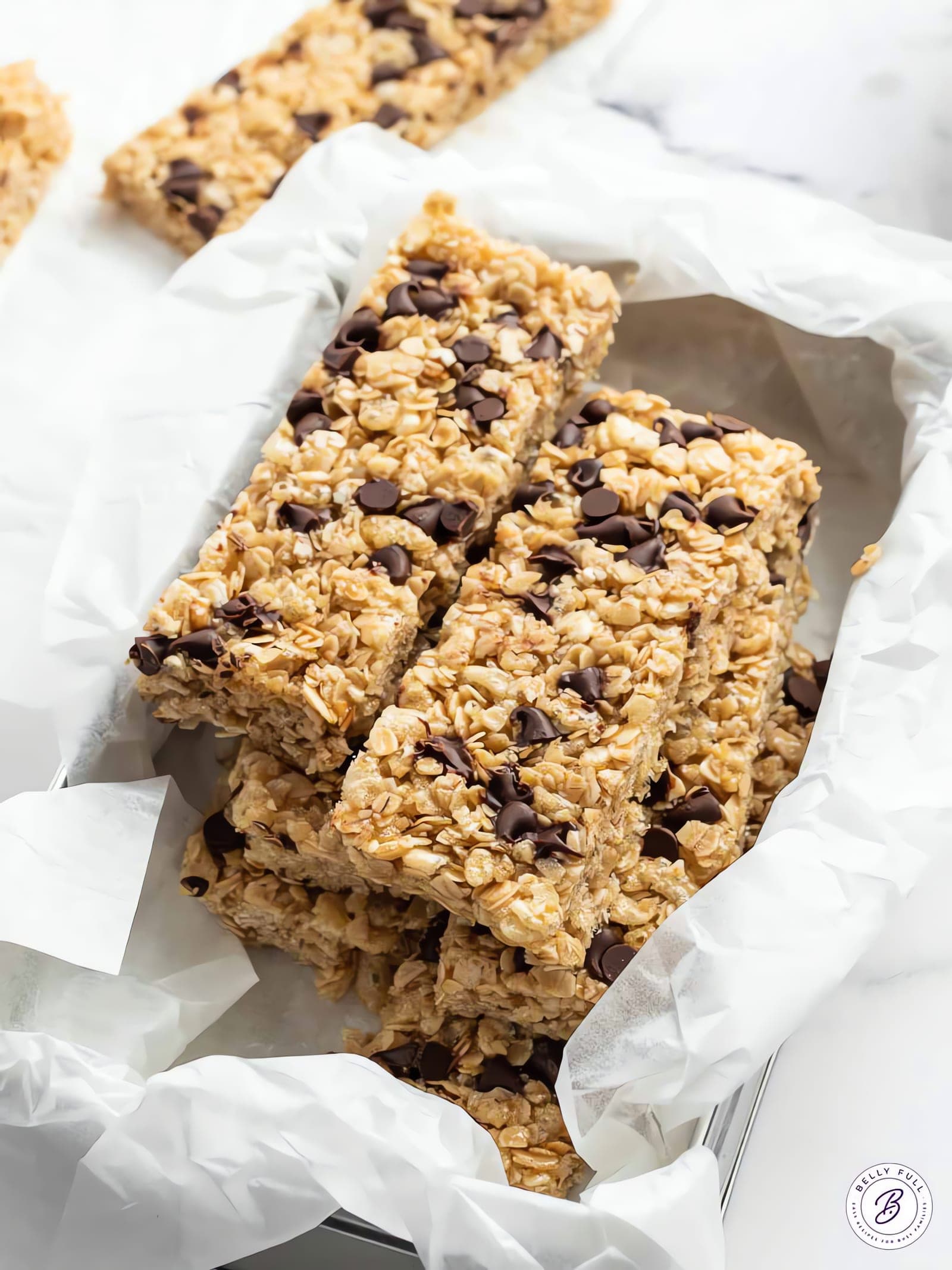 Chewy Chocolate Chip Granola Bars